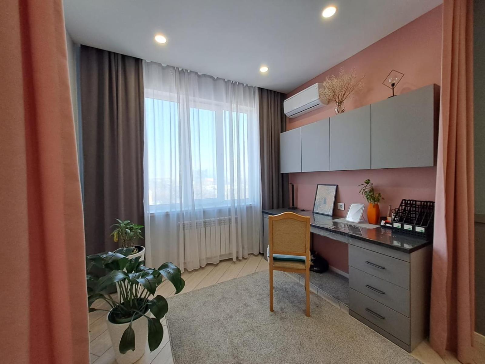 Атлант, Нижняя Мега, Комната Для Девушек Only For Girls Almaty Exterior foto